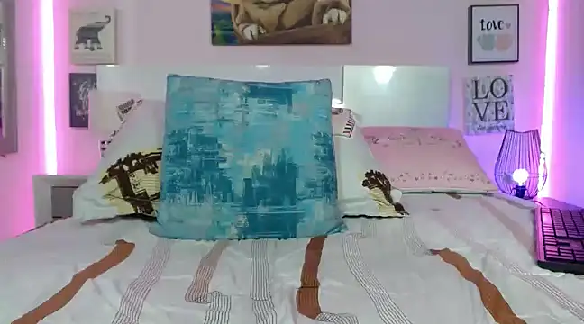 alexandra fire69x online show from 18, 1, 2025