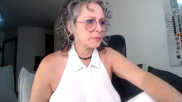 Pinkboobie online show from 2, 3, 2025