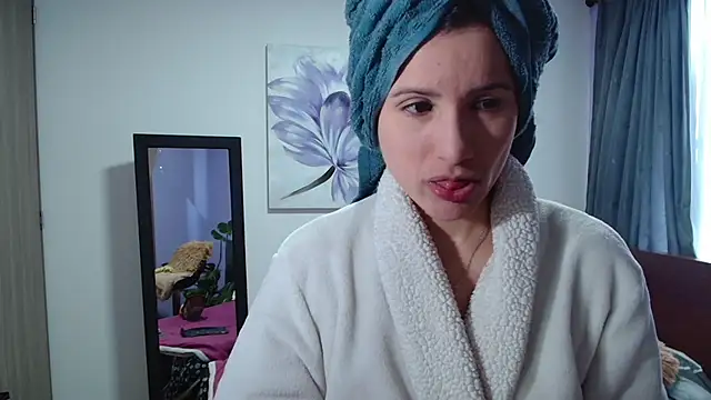 vanessabrown  online show from 20, 2, 2025