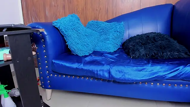 Mature Skinny online show from 18, 1, 2025