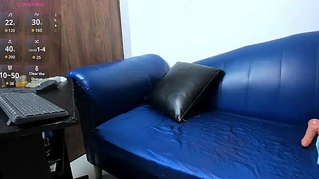 Mature Skinny online show from 19, 11, 2025