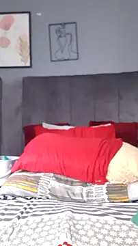 PearlSexxy69 online show from 12, 2, 2026