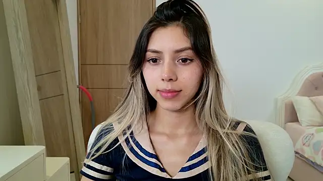 Snapshot of Sensualtease chatting on 2, 2, 2025 Sensualtease online show from 2, 2, 2025