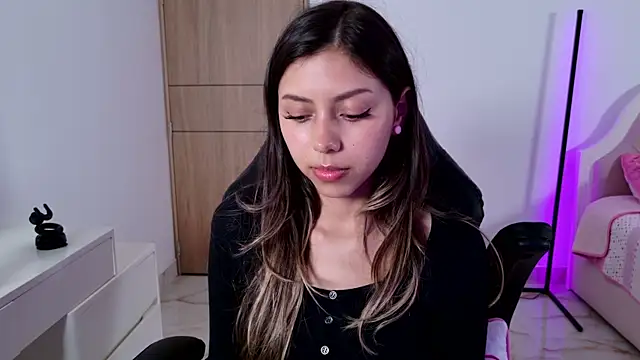 Snapshot of Sensualtease chatting on 27, 11, 2025 Sensualtease online show from 27, 11, 2025