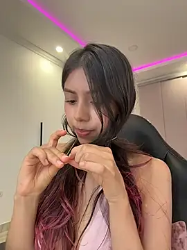 Sensualtease online show from 24, 4, 2026