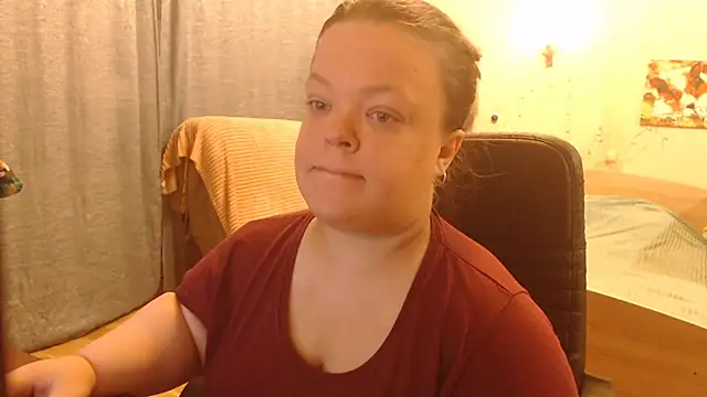 Snapshot of Janiffer_MiMi chatting on 5, 1, 2025 Janiffer MiMi online show from 5, 1, 2025