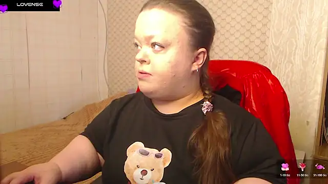 Snapshot of Janiffer_MiMi chatting on 14, 11, 2025 Janiffer MiMi online show from 14, 11, 2025