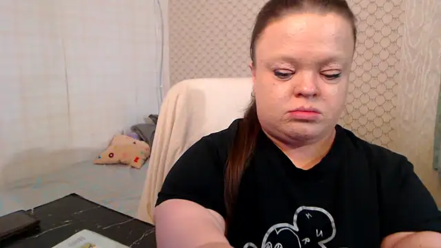 Snapshot of Janiffer_MiMi chatting on 27, 5, 2026 Janiffer MiMi online show from 27, 5, 2026
