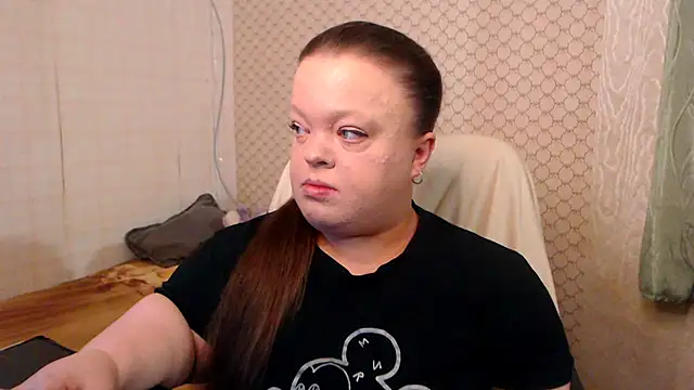 Snapshot of Janiffer_MiMi chatting on 4, 6, 2026 Janiffer MiMi online show from 4, 6, 2026