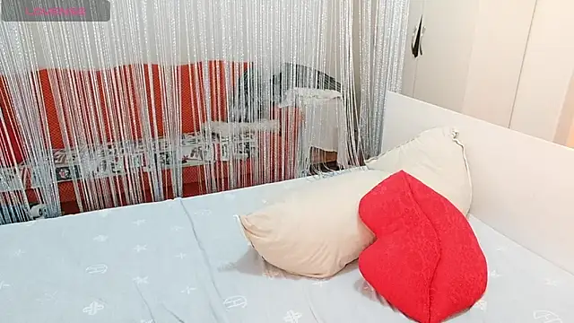 MissValday online show from 28, 2, 2025