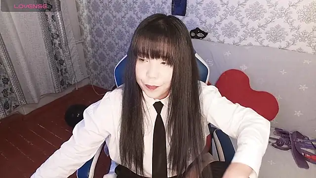 MissValday online show from 6, 11, 2025