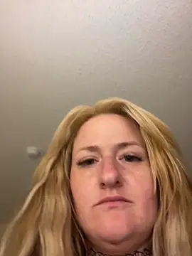1-800-FUCKYOU online show from 20, 6, 2026
