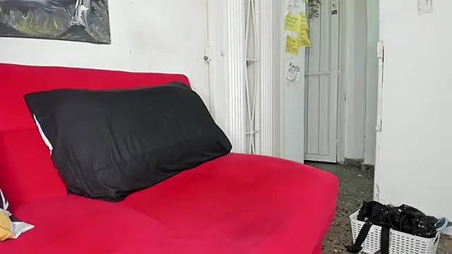 Snapshot of sweatyhairypig23 chatting on 6, 1, 2026 sweatyhairypig23 online show from 6, 1, 2026