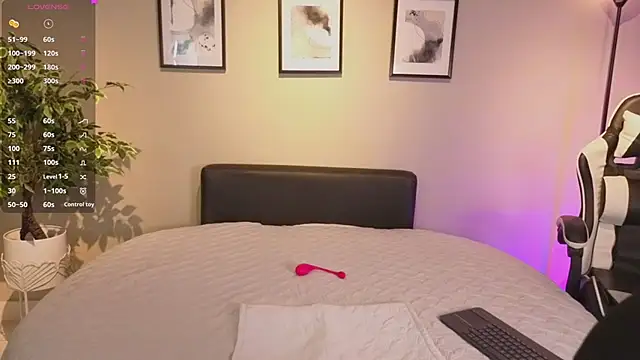 JacoboSwam online show from 24, 4, 2026