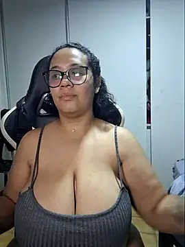 YasminMeyer online show from 7, 8, 2026