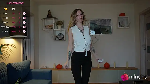 melanielwithu online show from 23, 10, 2025