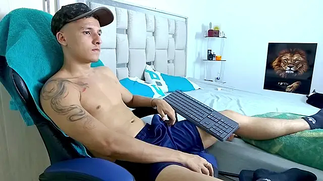 Andrew lovely18 online show from 17, 2, 2026