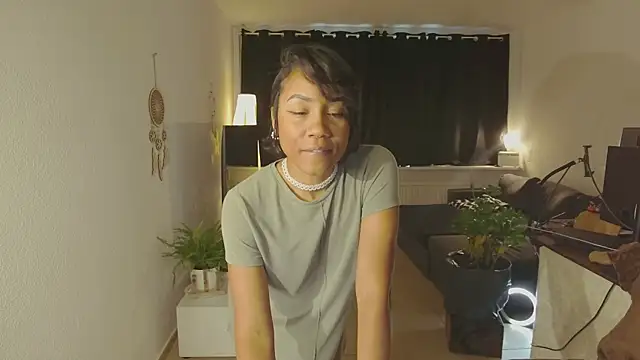 Therainqueen online show from 13, 1, 2026