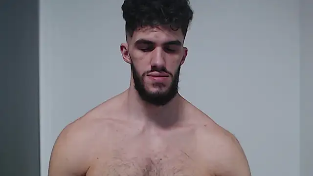 Snapshot of hiddenf chatting on 8, 3, 2025 hiddenf online show from 8, 3, 2025