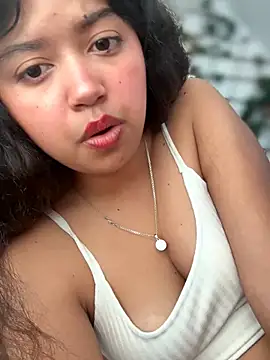 Peach Girll online show from 22, 4, 2026