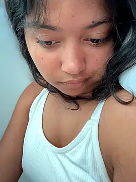 Peach Girll online show from 2, 7, 2026