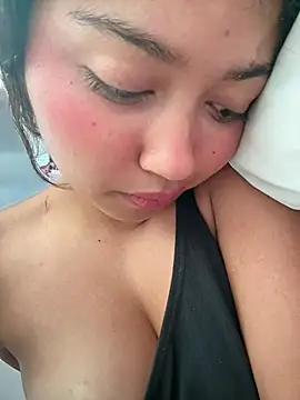 Peach Girll online show from 28, 7, 2026