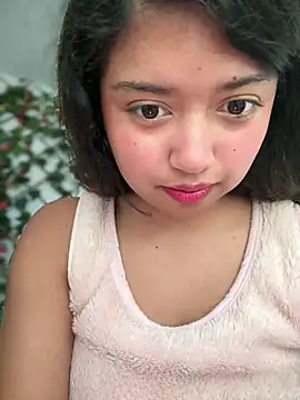 Peach Girll online show from 29, 7, 2026