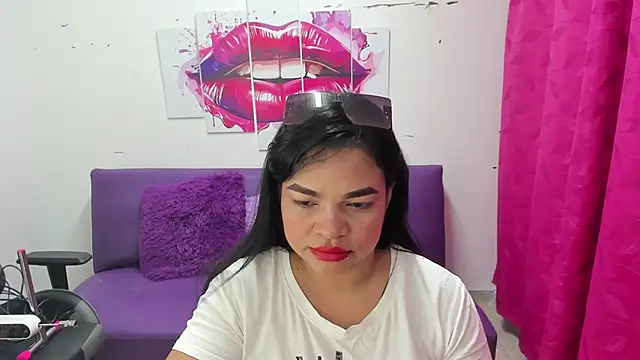 Cloe 35 online show from 18, 2, 2025