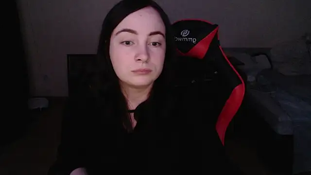 Laralianna online show from 10, 2, 2026