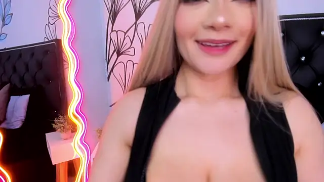 Sweet Ariadna  online show from 19, 4, 2026