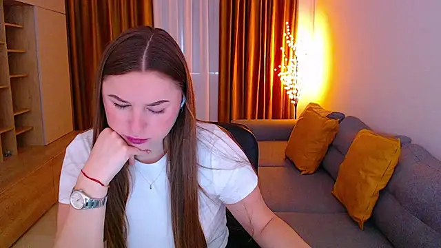  Mia Adams online show from 22, 3, 2026