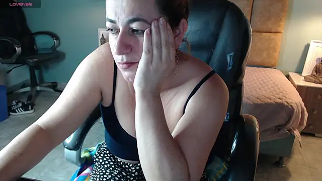 Barbiegomez online show from 25, 1, 2025