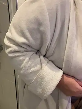 sweeti Em online show from 20, 4, 2026