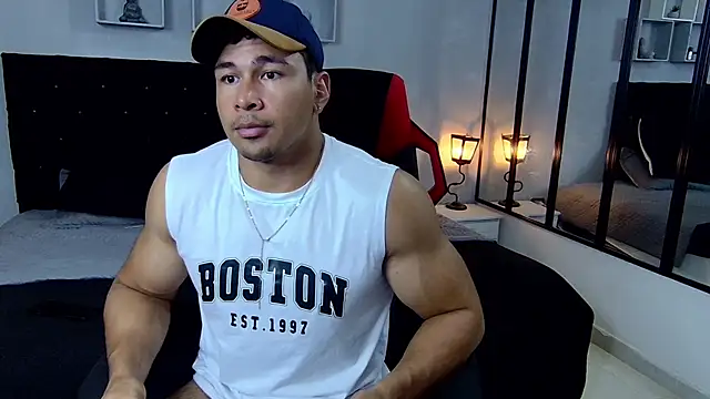 tyler hank01 online show from 30, 1, 2025