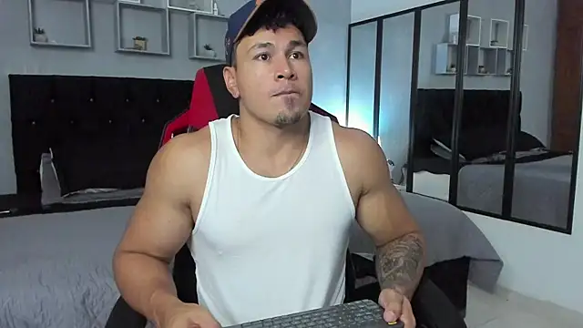 tyler hank01 online show from 13, 10, 2025