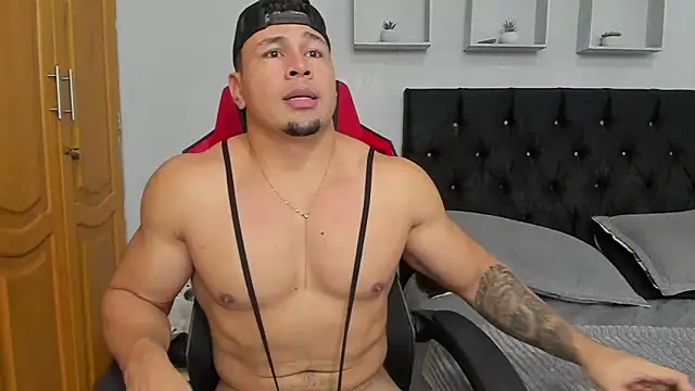 tyler hank01 online show from 7, 6, 2026