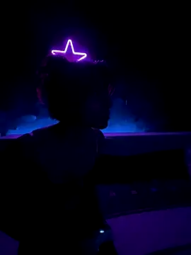 Snapshot of Kiscsillagg chatting on 14, 11, 2025 Kiscsillagg online show from 14, 11, 2025