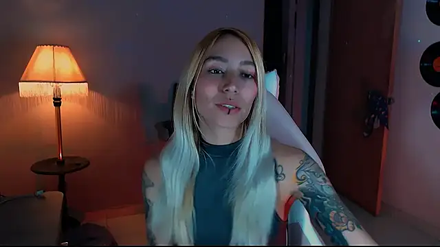 Saucy Jenn online show from 1, 12, 2024