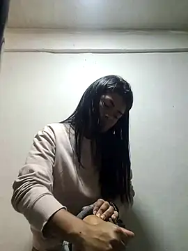 Hannah-grace online show from 13, 3, 2025