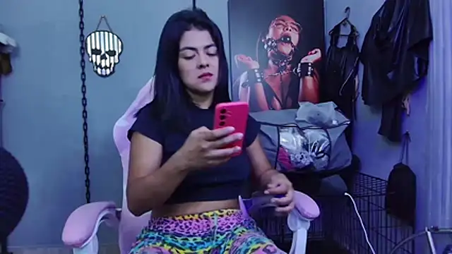 Hannah-grace online show from 2, 2, 2026