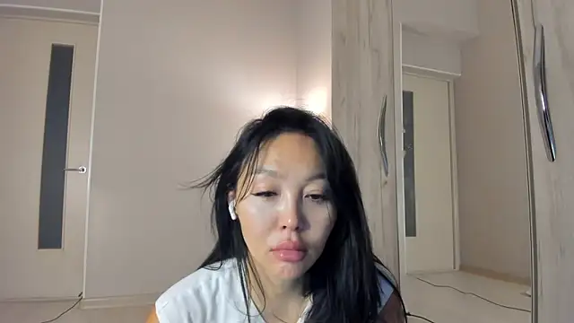 keiko hot online show from 26, 4, 2026