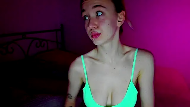 SexyCocobutt online show from 1, 2, 2025