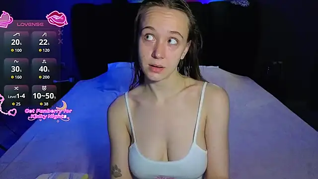 SexyCocobutt online show from 10, 4, 2026