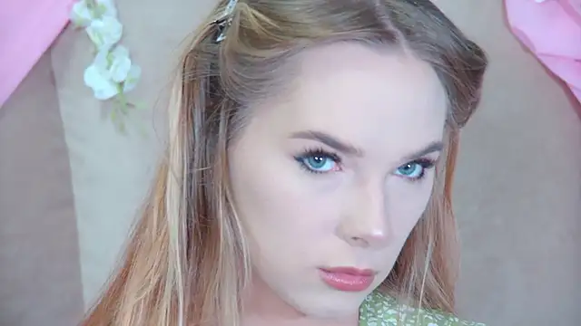 GentleRossi online show from 10, 9, 2025