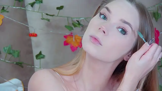 GentleRossi online show from 3, 10, 2025