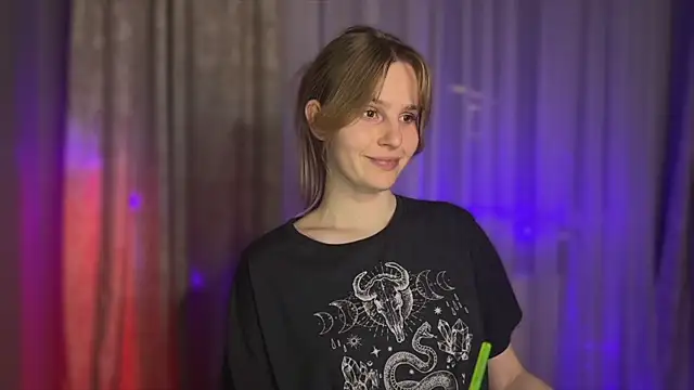 Chanel Gill online show from 12, 2, 2025