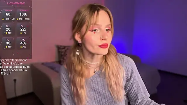 Chanel Gill online show from 14, 2, 2025