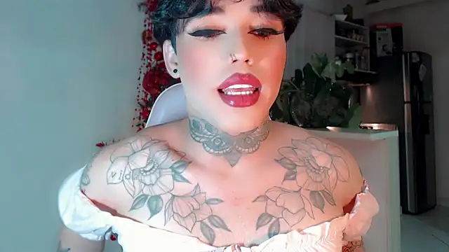 Snapshot of little_star_porn chatting on 10, 12, 2024 little star porn online show from 10, 12, 2024