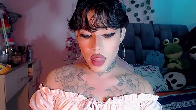 Snapshot of little_star_porn chatting on 20, 12, 2024 little star porn online show from 20, 12, 2024