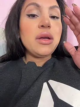 MeghanXO online show from 5, 11, 2025